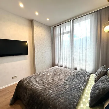 Kador Downtown Aparthotel Kyiv